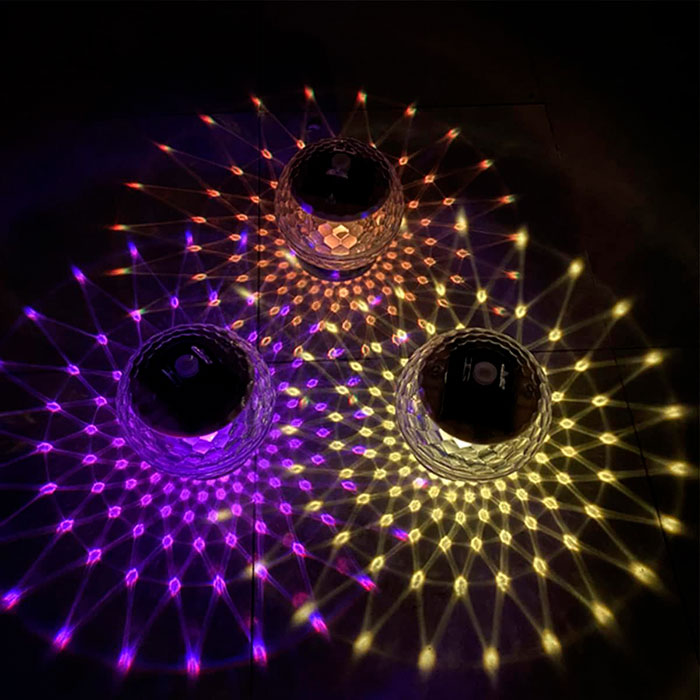 BallLamp, vodoodporna in solarna LED lučka, ki spreminja barve - Image 3