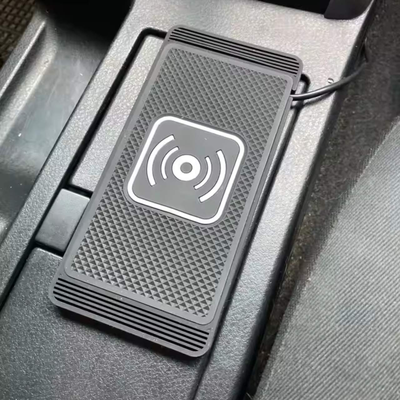 Brezžična polnilna podloga za telefon, CarPad - Image 9
