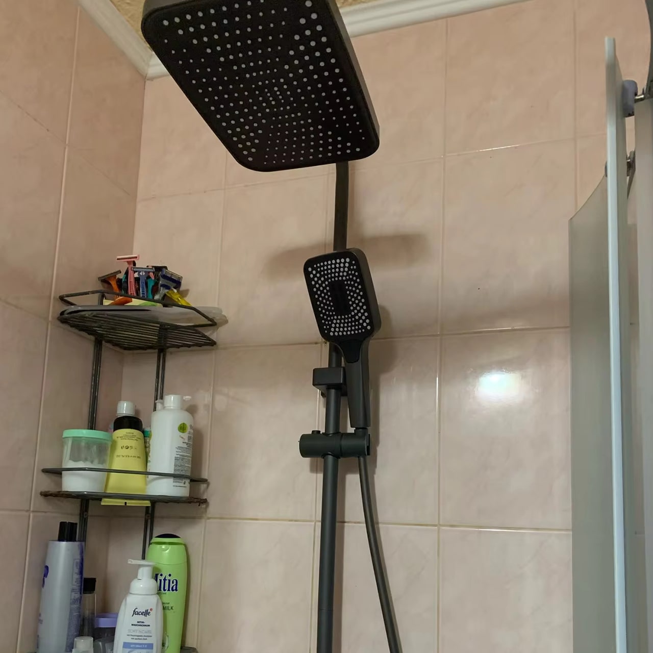 LuxShowerSet, luksuzni tuš set s 3 različnimi nastavki - Image 5