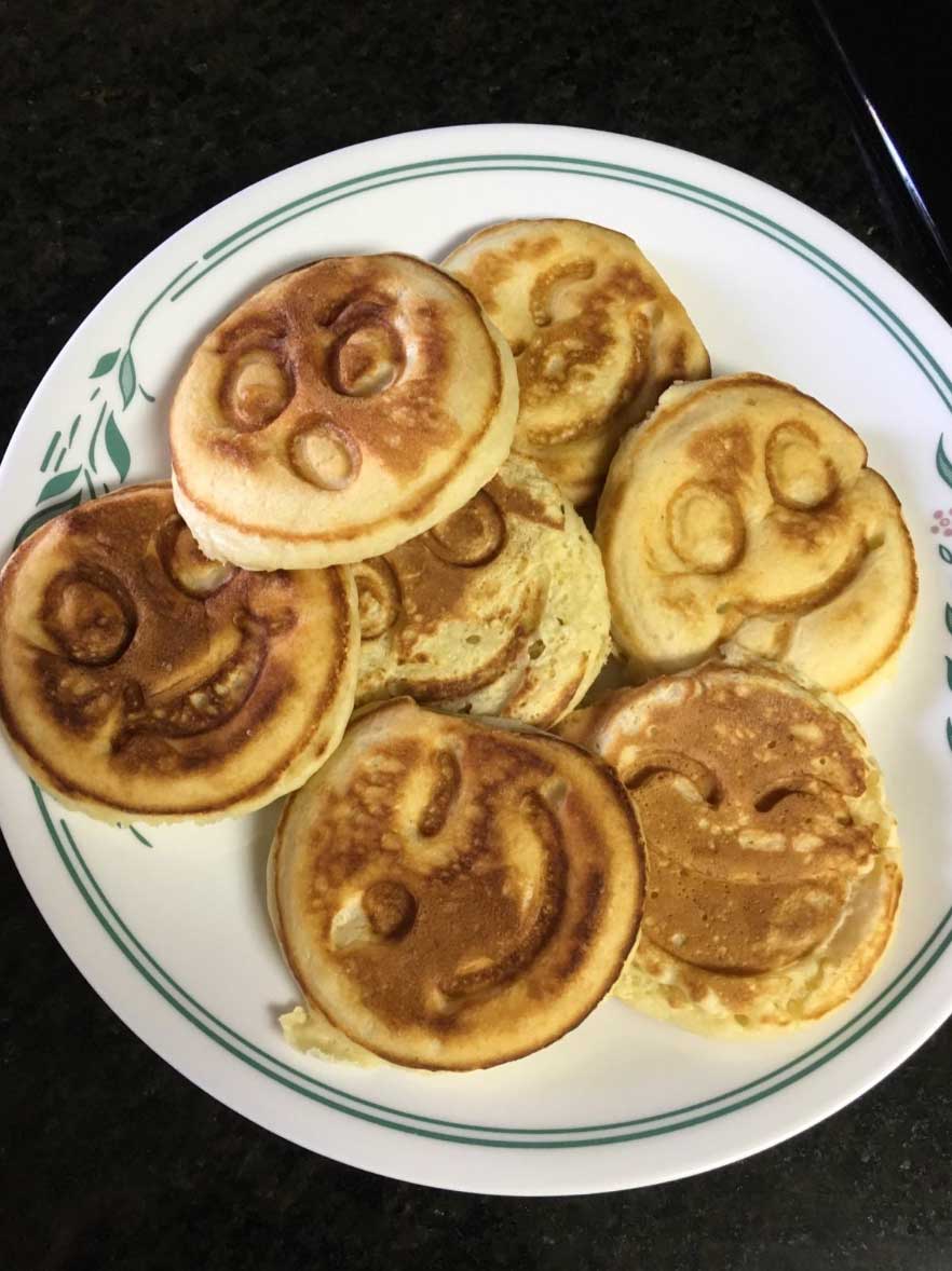 PancakePan, ponev za peko palačink v obliki smeškov - Image 10