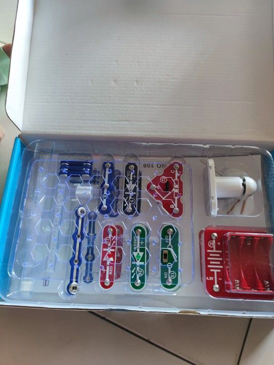 ScienceKit, didaktična igrača, kjer otrok spoznava osnove elektrike (17-delni svet) - Image 10